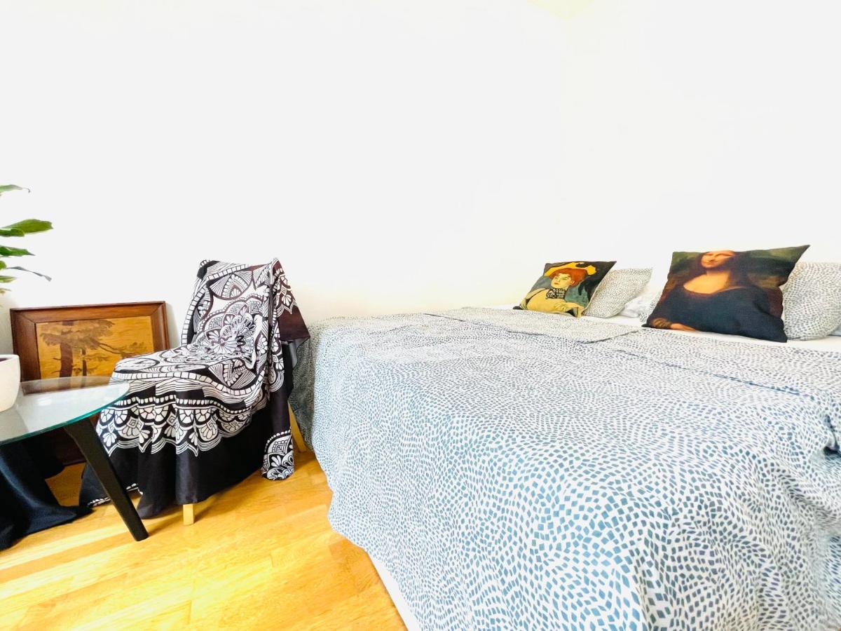 Das Zimmer Im Wiener Haus Екстериор снимка